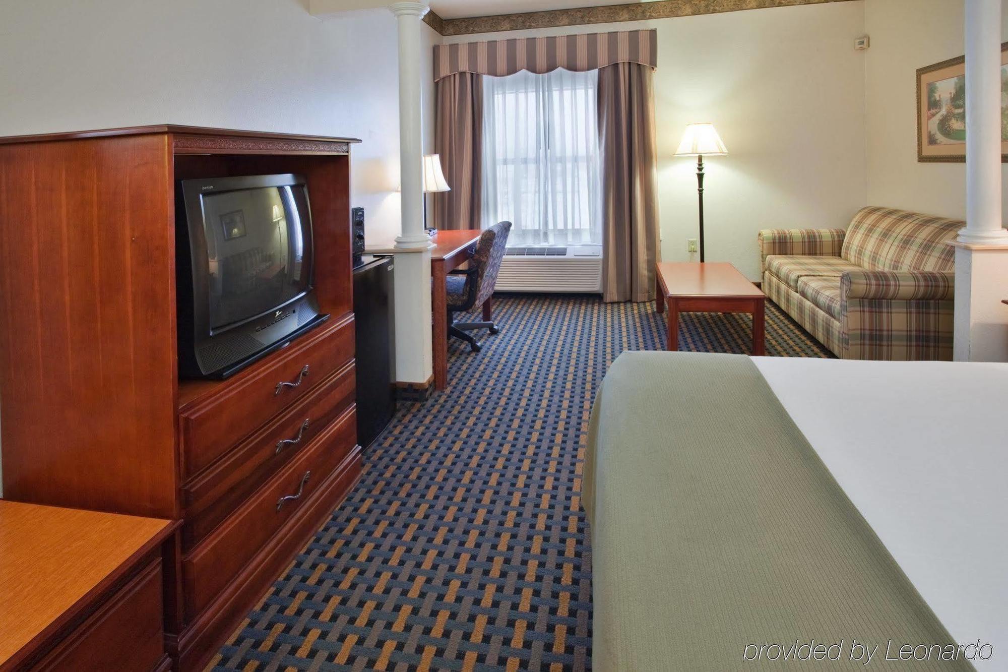 Holiday Inn Express Hotel & Suites Laurinburg By Ihg Bilik gambar